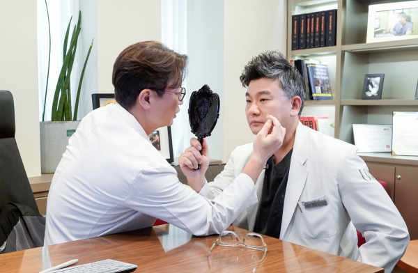 눈가 노화개선 하는 ‘눈밑지방재배치’ 하안검 적합한 방법은?