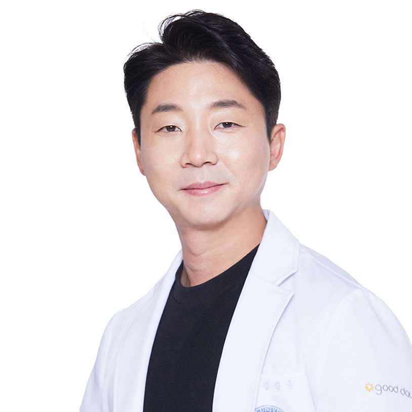 김진욱